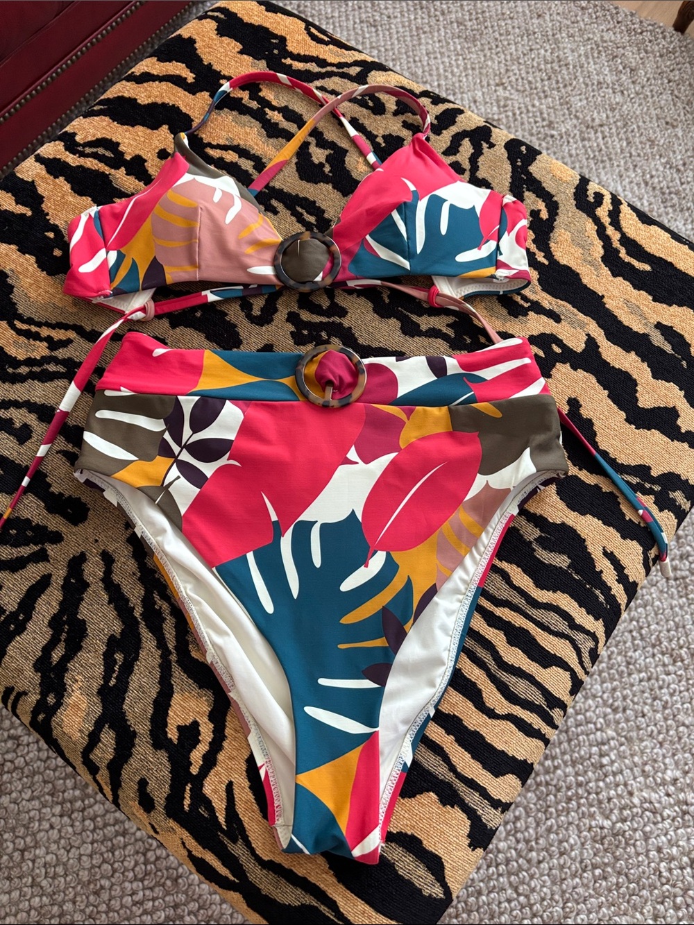 Red Carter palm print 2 pcs bathing suit size S
